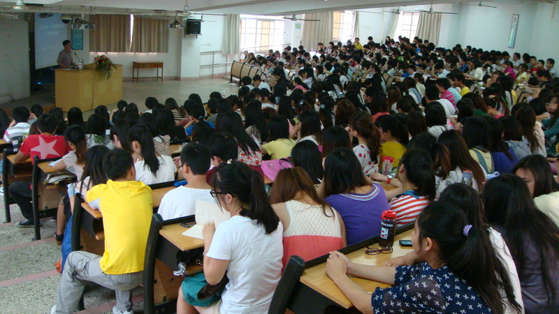 福州大学det365经理庄穆教授来公司讲学2.jpg 福州大学det365经理庄穆教授来公司讲学2.jpg
